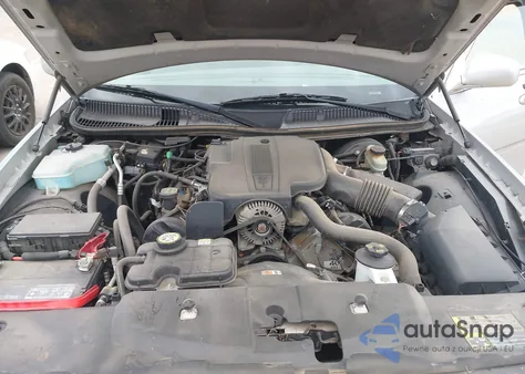 2004 Lincoln Town Car Signature from USA, damaged, VIN 1LNHM81W64Y678182